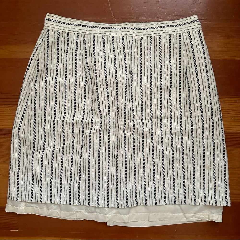 Vintage Pencil Skirt Flat Front Striped Graphic Print White & Black Evidence